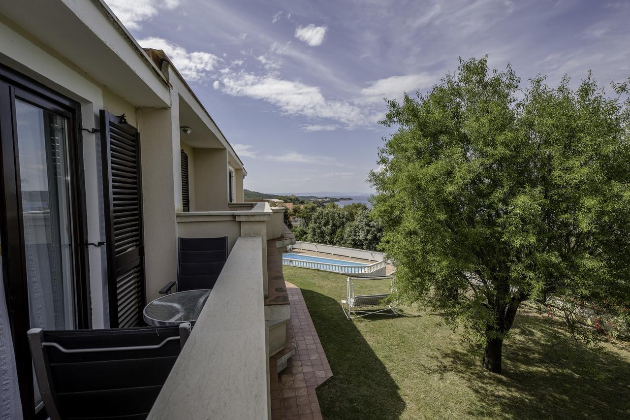 Apartments Dedic Supetarska Draga Exterior foto